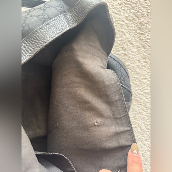 GUCCI Vintage Abbey Black Tote - Picture 11 of 11